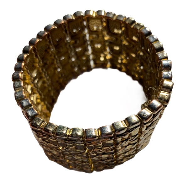 Stretchy gold tone bracelet - Picture 6 of 7